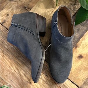 Lucky Brand Women's Charcoal Suede Ankle Booties